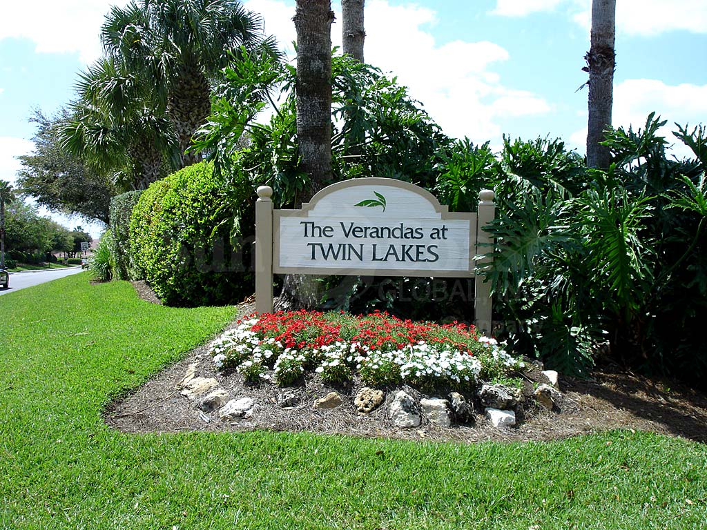 Verandas At Twin Lakes Signage